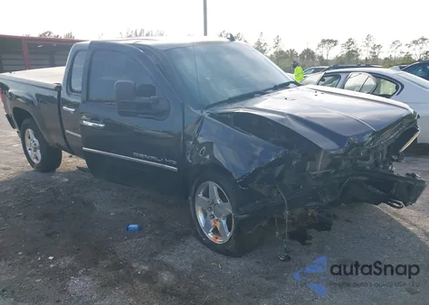 2011 GMC Sierra 2500Hd Denali z USA, uszkodzony, nr VIN 1GT125E81BF245173